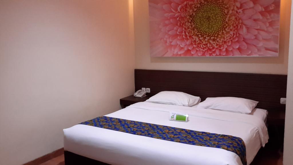 Hotel Matos Jayapura Chambre photo